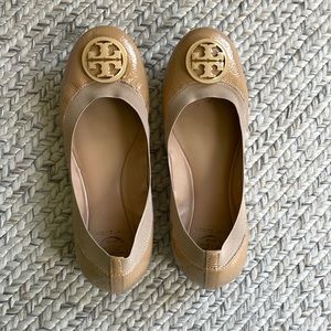 Tory Burch nude flats EUC